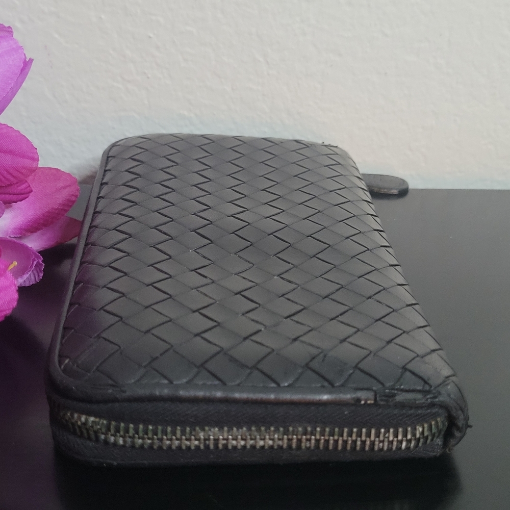 Bottega Veneta Intrecciato  leather  Long Wallet - Picture 3 of 16